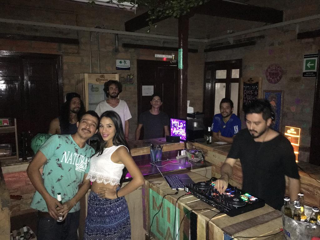 Mila Hostel Medellín Kültér fotó